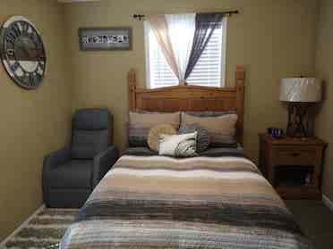 Room for rent w/ private bathroom
