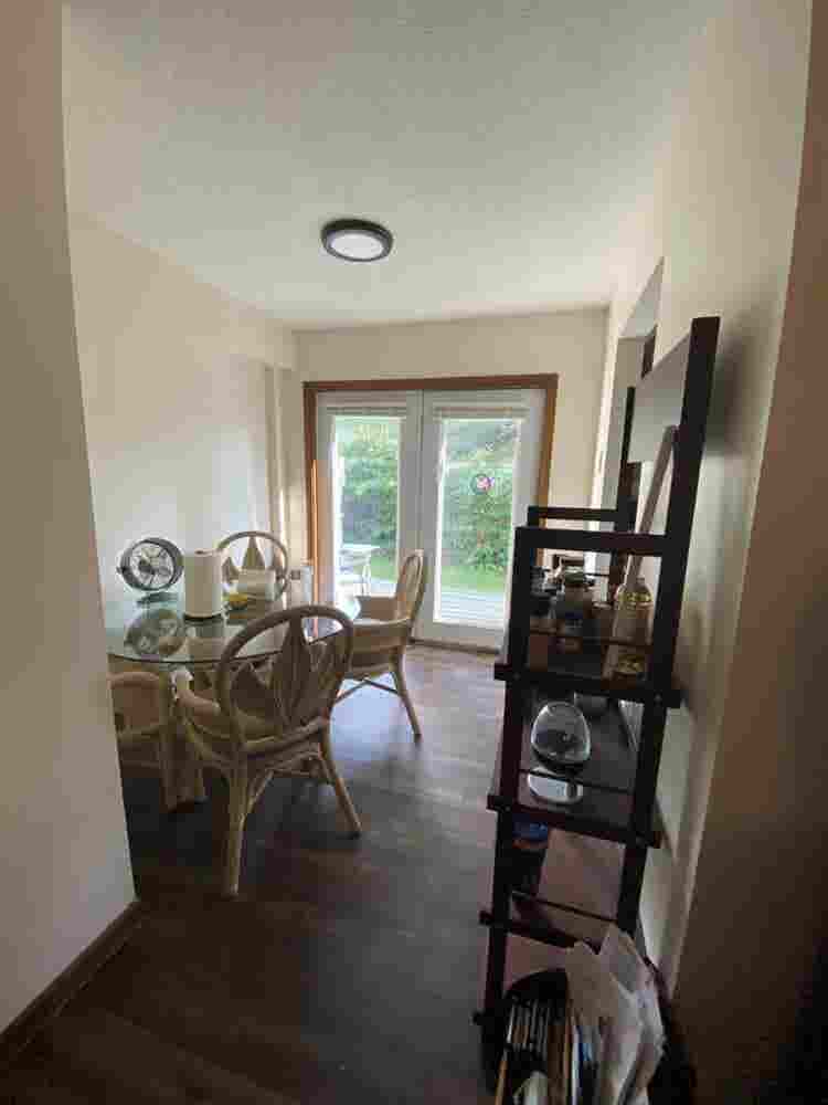 Looking for roommate