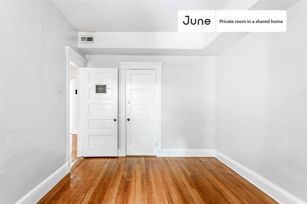 4 BR in Boston