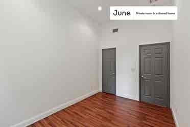 4 BR in New York City