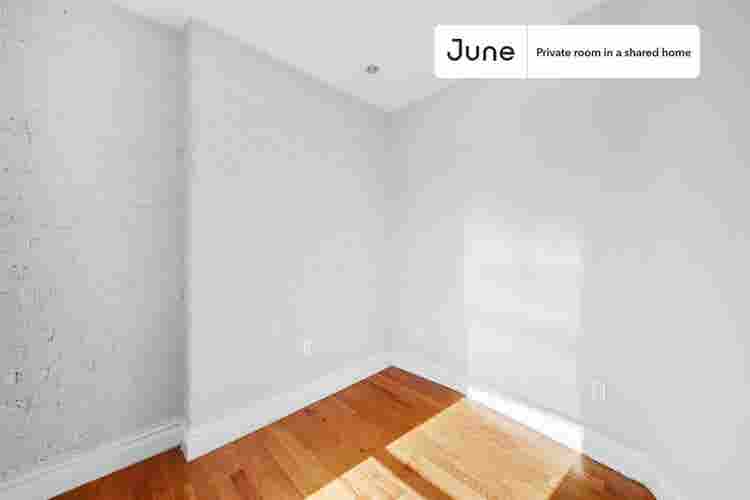 2 BR in New York City
