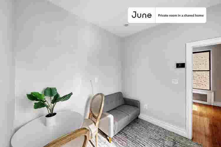 2 BR in New York City