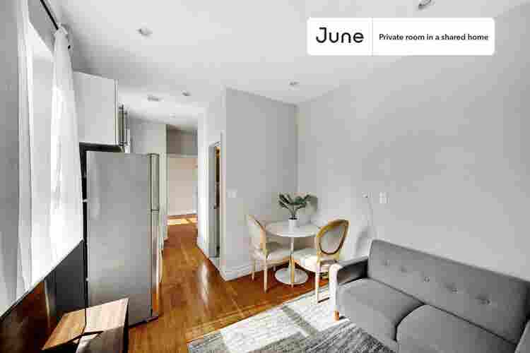 2 BR in New York City