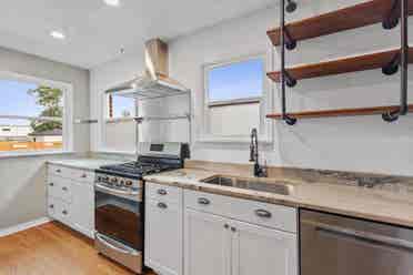 4 BR in Denver