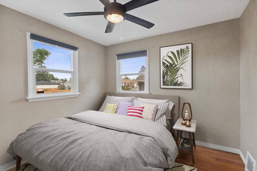 4 BR in Denver