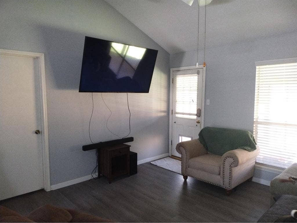 Half house in Conroe for rent