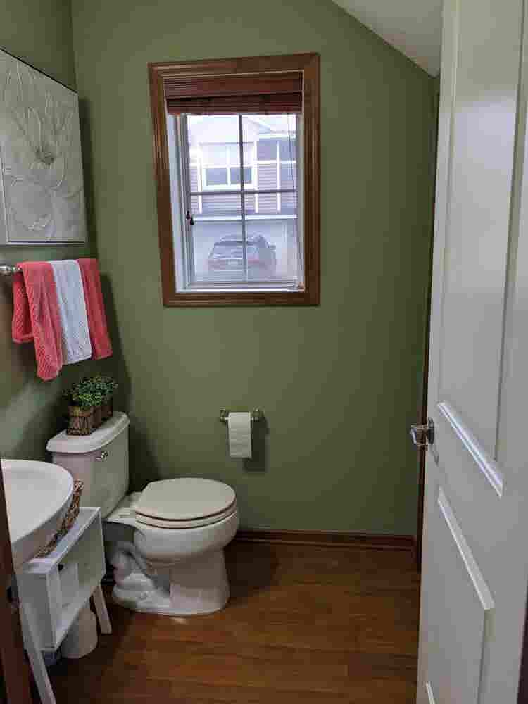 Townhouse share for Professionals