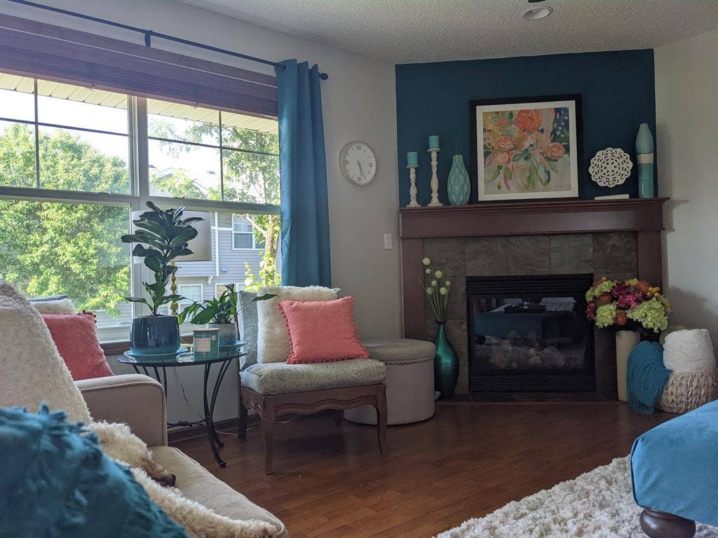 Townhouse share for Professionals