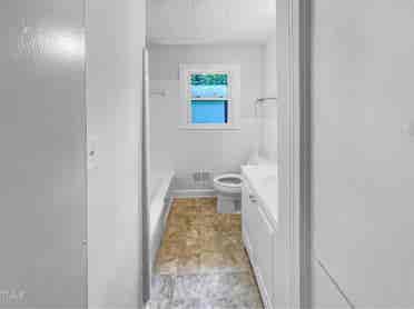 Single Family Home For Rent!!