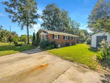 Single Family Home For Rent!!