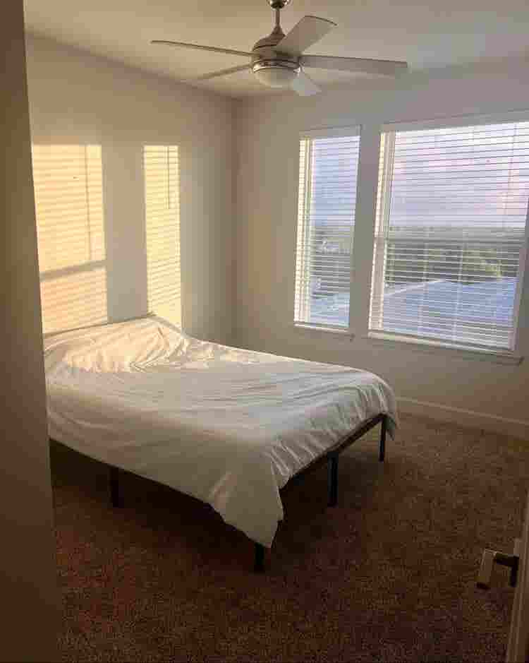 Private Room in 2br Apartment