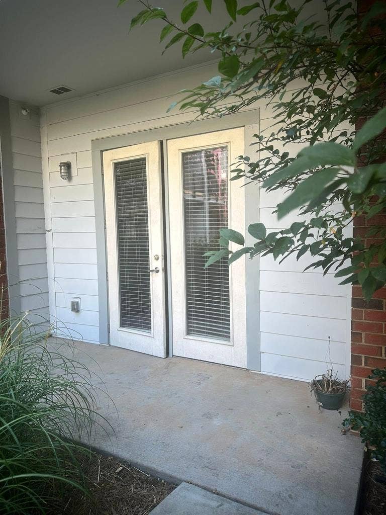 Furnished Apt- Roommate Wanted