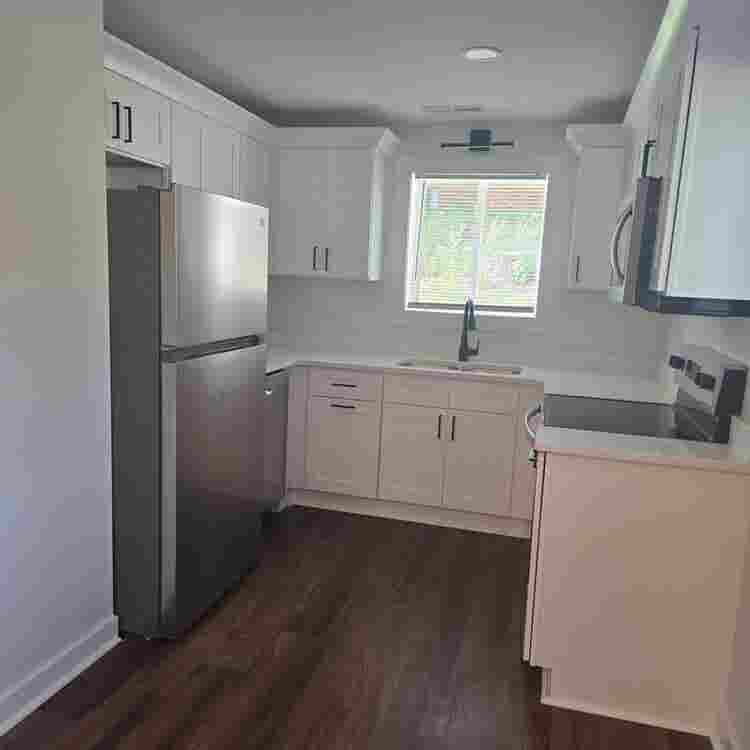 Join Lease. Rent/Util split evenly.