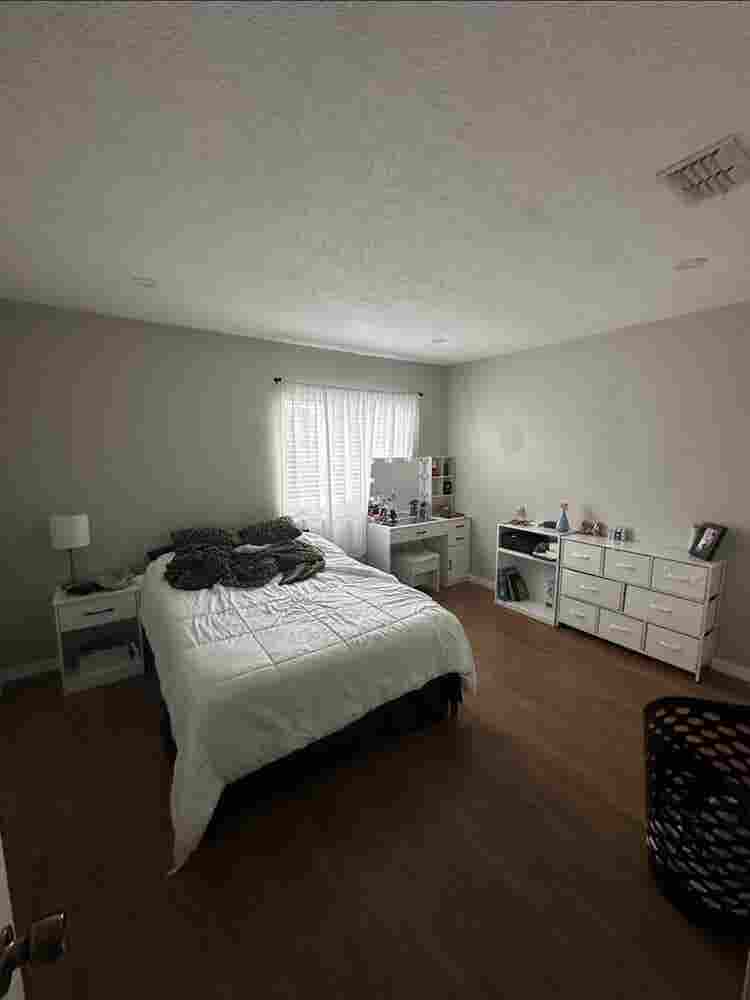 URGENT SUBLEASE