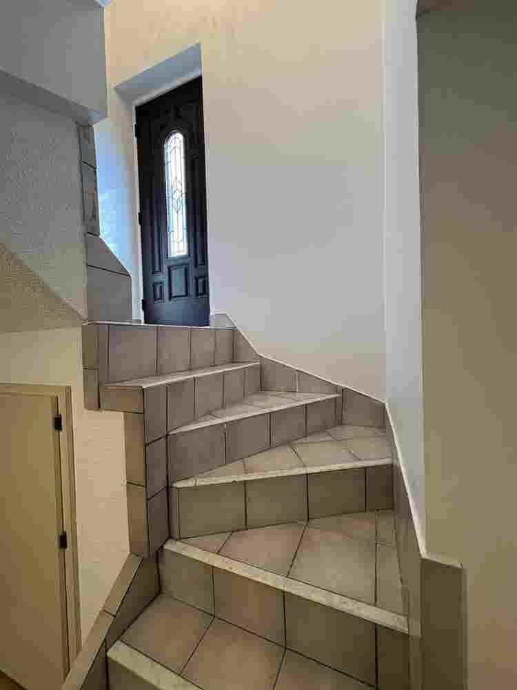 Studio Basement Apartment