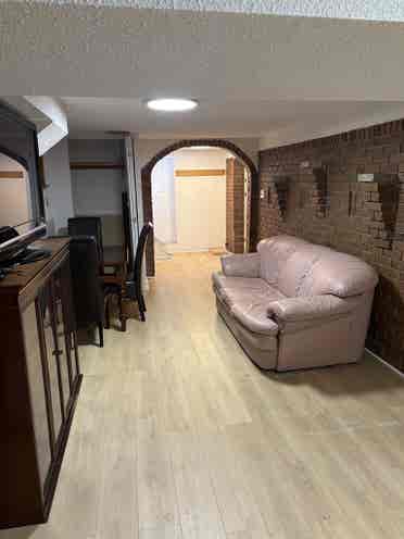 Studio Basement Apartment