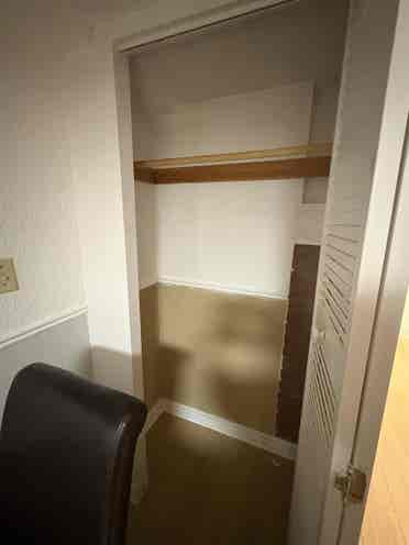 Studio Basement Apartment