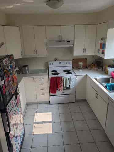 Room for Rent in home