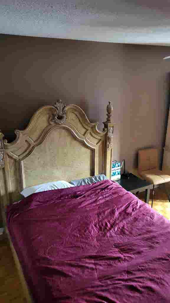 Room for rent  Safe Home Good stude