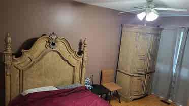 Room for rent  Safe Home Good stude