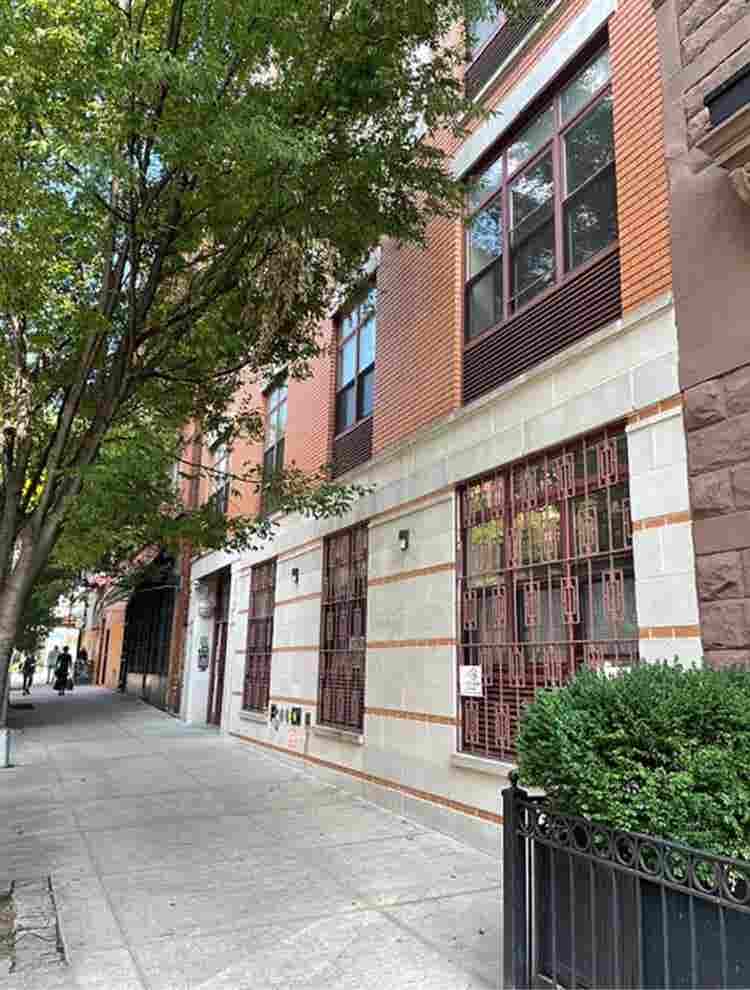 Furnished bath in Harlem