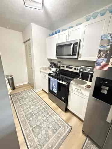 Room in Modern Stuar Fl.