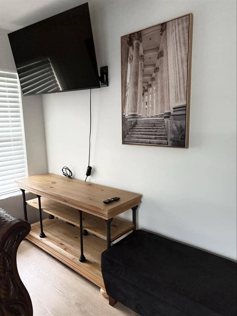 Room in Modern Stuar Fl.