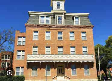 APARTMENT IN NEED OF SUBLEASE!!