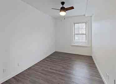 APARTMENT IN NEED OF SUBLEASE!!