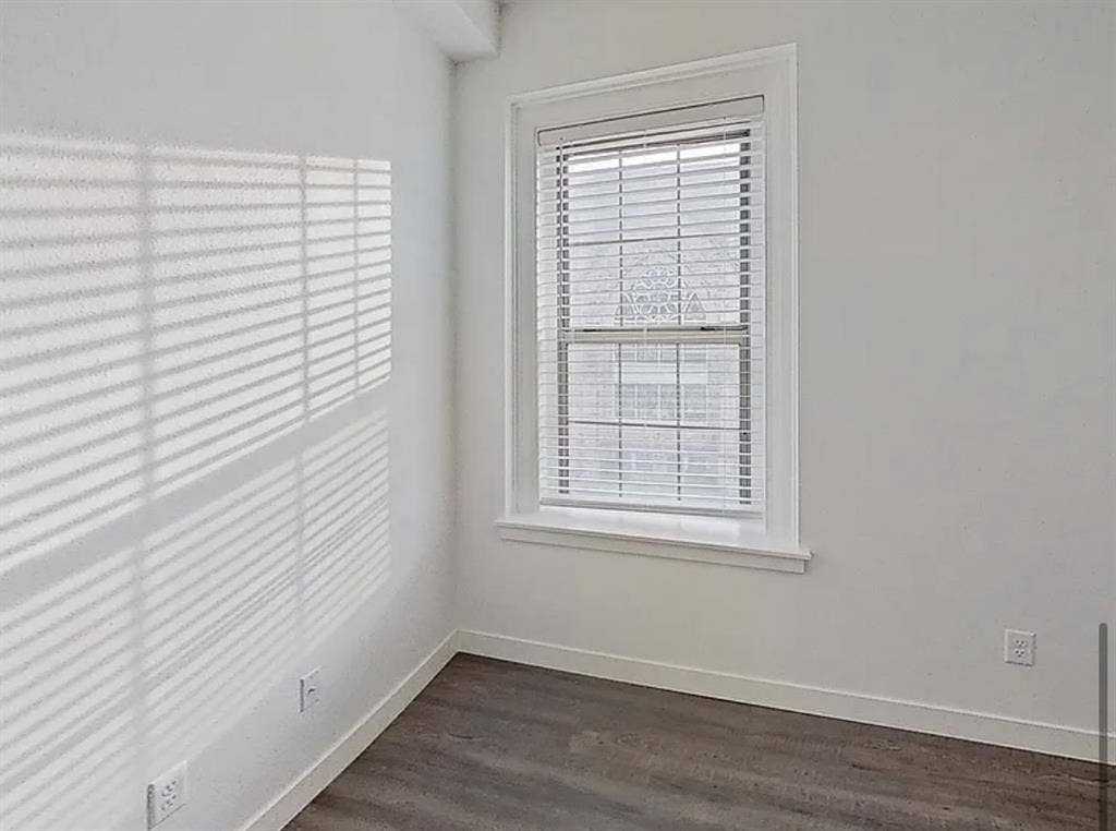 APARTMENT IN NEED OF SUBLEASE!!