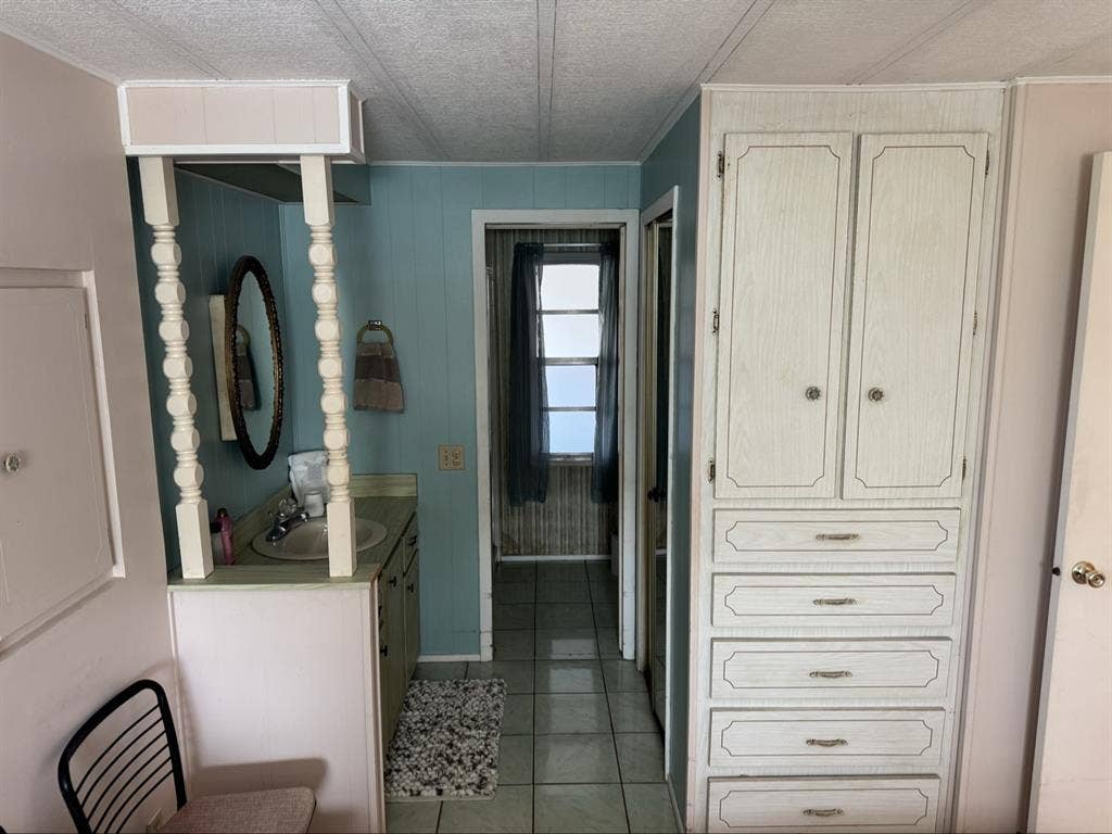 Beautiful room for rent