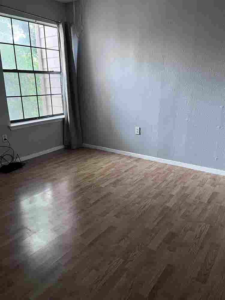 1. Room for Rent