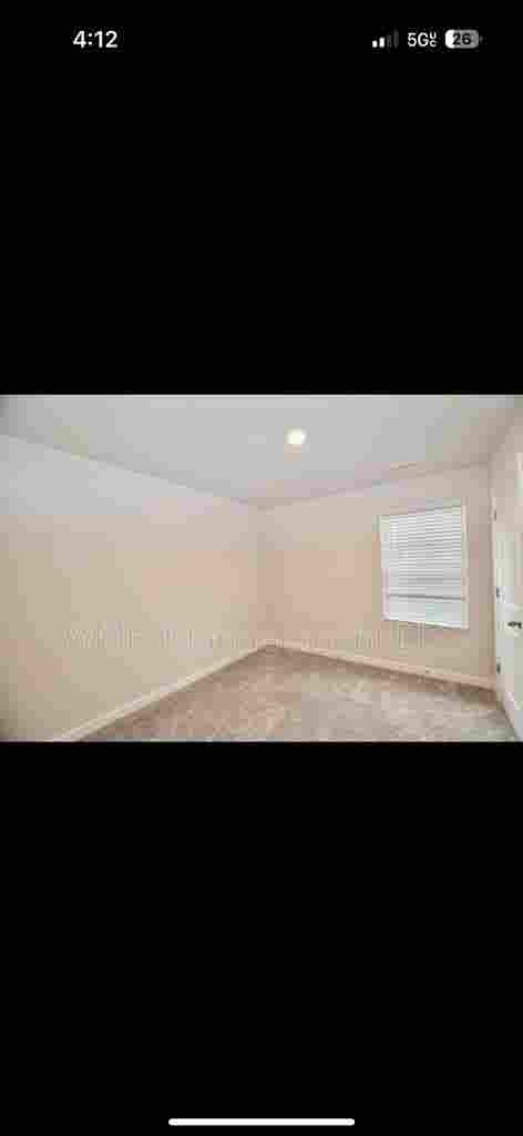 Room for Rent asap!