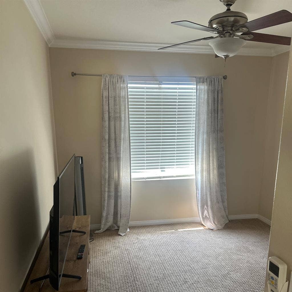 Single room for rent