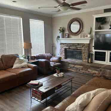 Single bedroom for rent