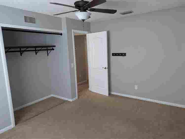 Lg 1 bedroom with private bath