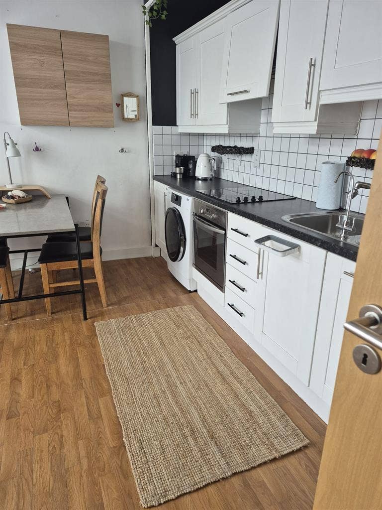 1 bedroom apartment D9