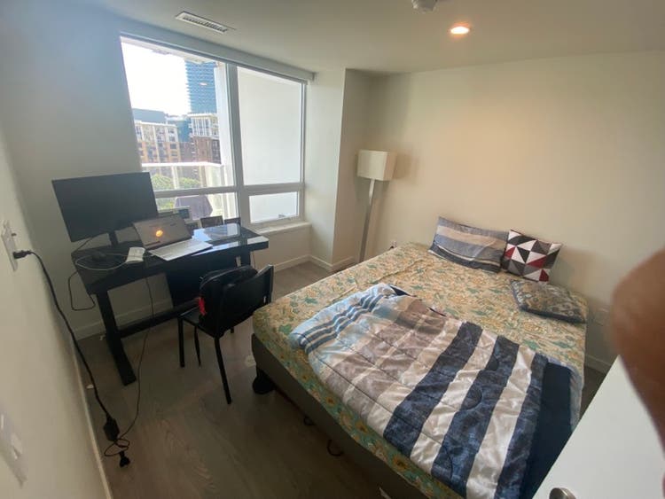 Renting private room
