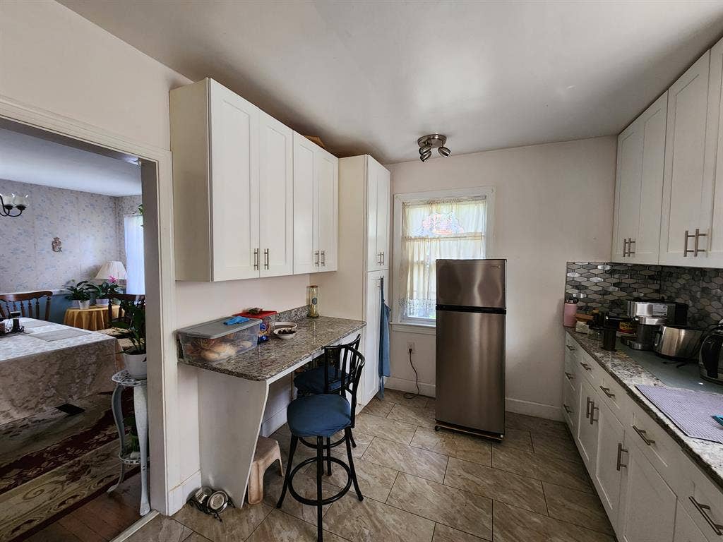 Rental (See Description)