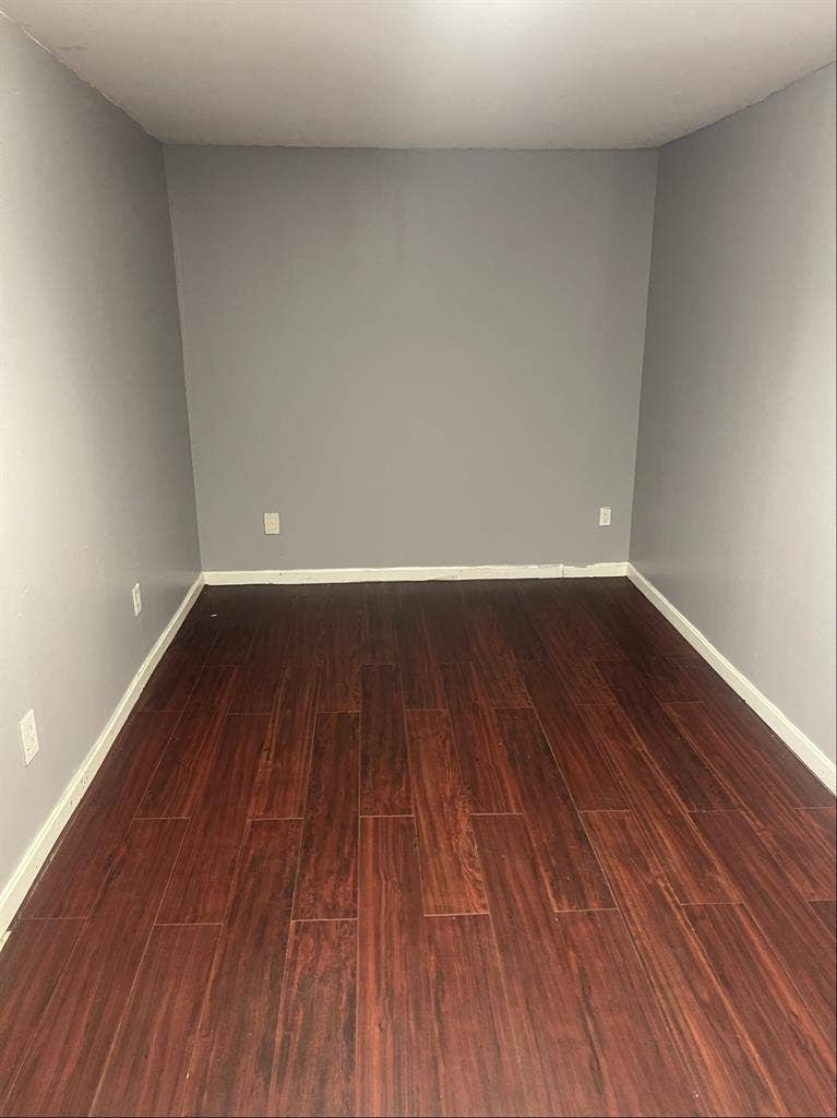 Room available for rent
