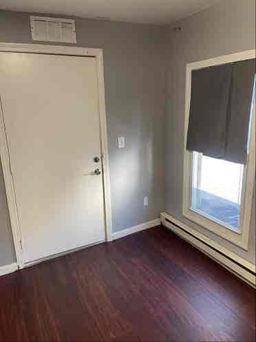 Room available for rent