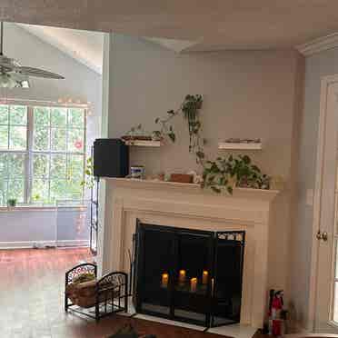 1 roommie wanted in 2 bedroom condo