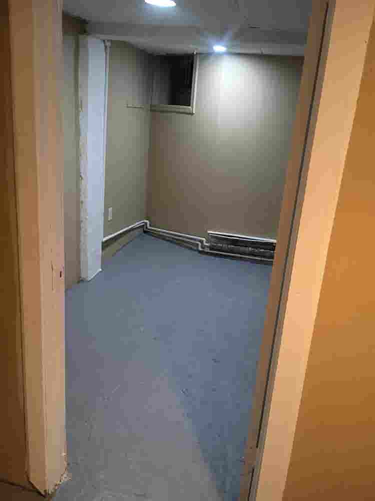 wk Room available near J Square