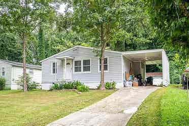 3 BR in Atlanta