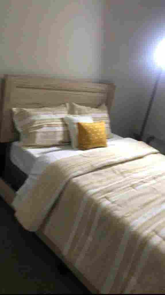 Silverlake Room for Rent 🙎‍♀️ ☀️