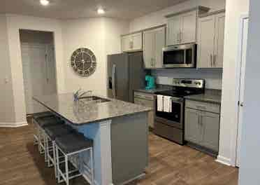 3 BR in Charlotte