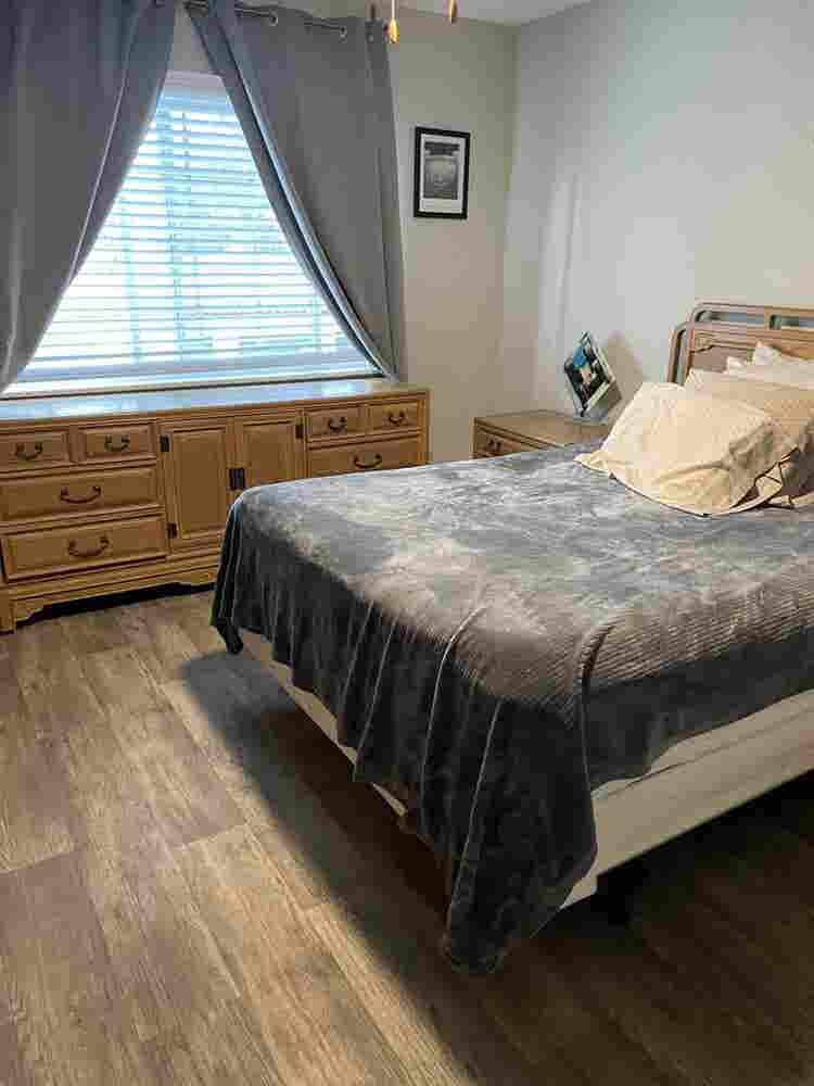 Looking for Roommate Late Sept-Oct