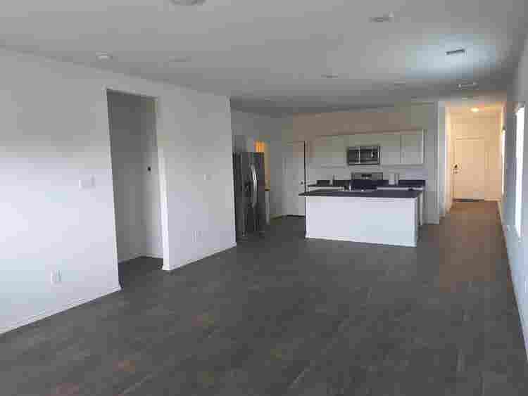 3 BR in Kyle
