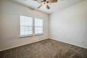 4 BR in Dallas