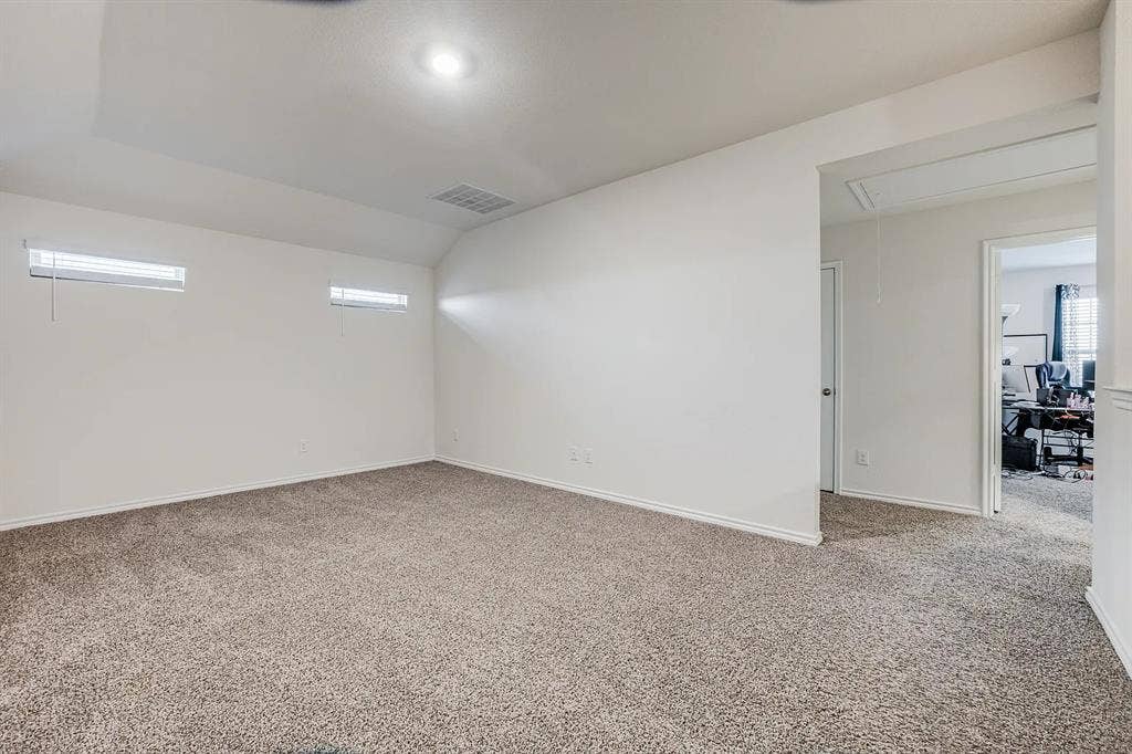 4 BR in Dallas